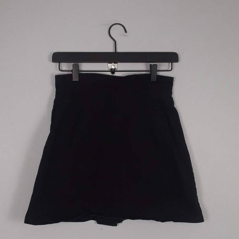Francesca's Mi Ami Black Button High Waisted Mini Skirt